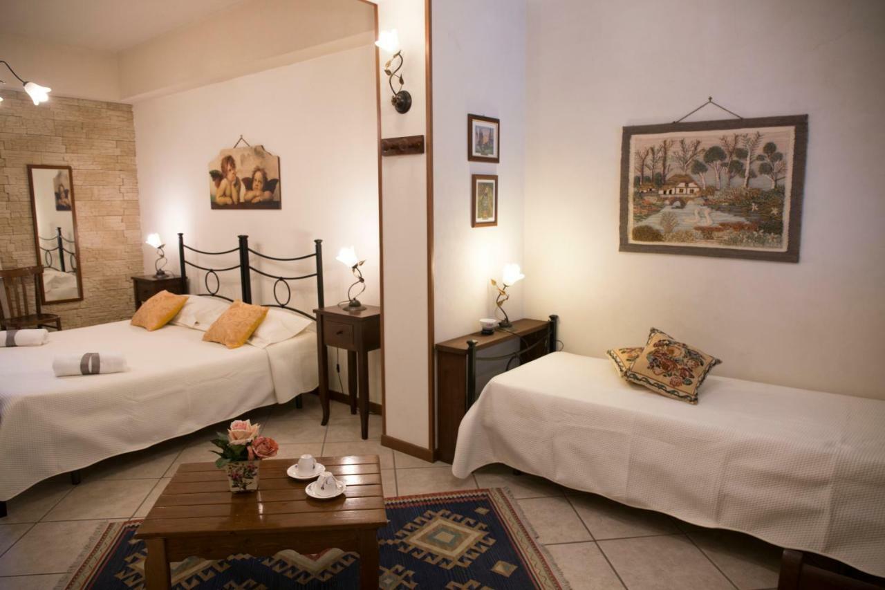 Casa Al Centro Storico Bed & Breakfast Nicolosi Bagian luar foto